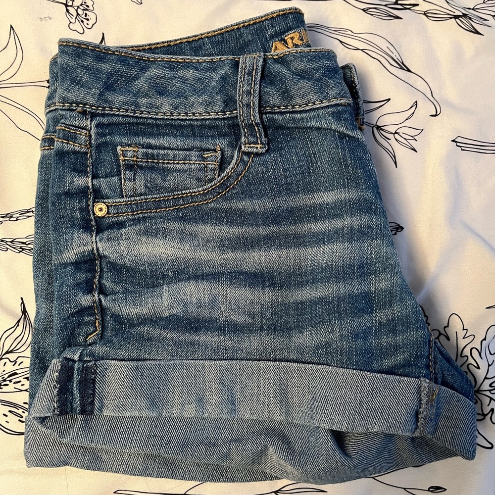 Arizona Jean Company Blue Jean Shorts